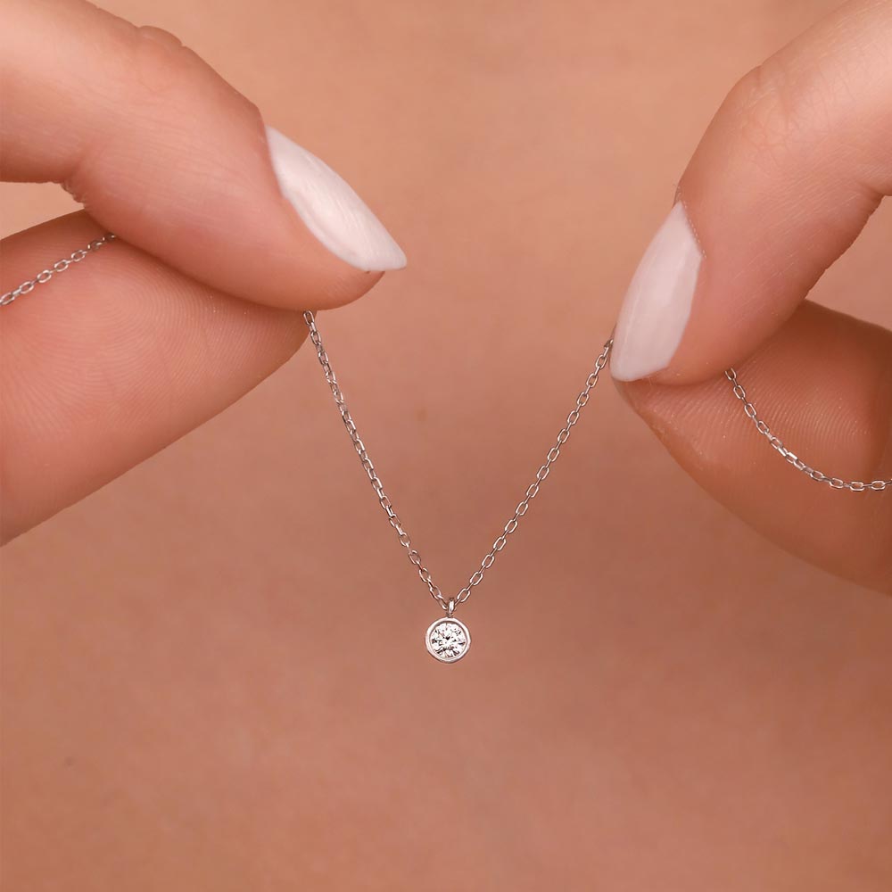0,10 Karat Lab Pırlantalı Oval Taşlı Kolye - FP03169