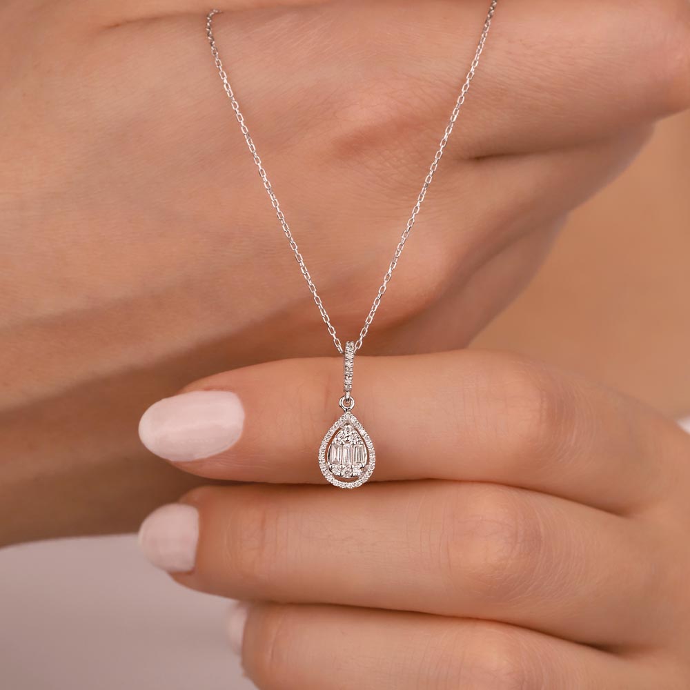 0,20 Karat Lab Pırlantalı Damla Baget Taşlı Kolye - FP03763