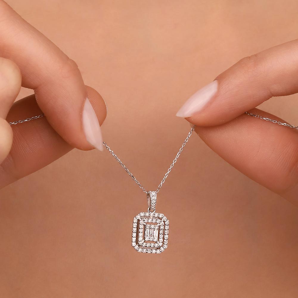 0,45 Karat Lab Pırlanta Baget Taşlı Kolye - FP03384