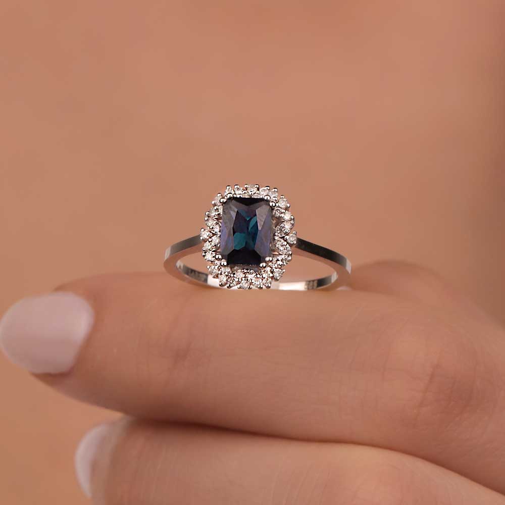 0,95 Karat Lab Pırlanta Baget Royale Safir Yüzük - FP08846