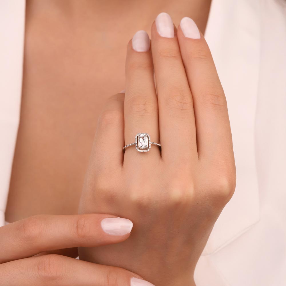 1,40 Karat Beyaz Safir Tektaş Lab Pırlanta Yüzük - FP02617