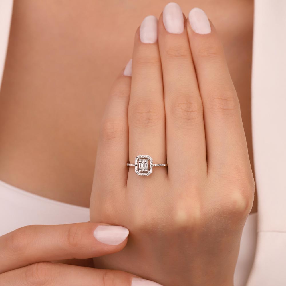0,30 Karat Laboratuvar Pırlantalı Baget Taşlı Yüzük
