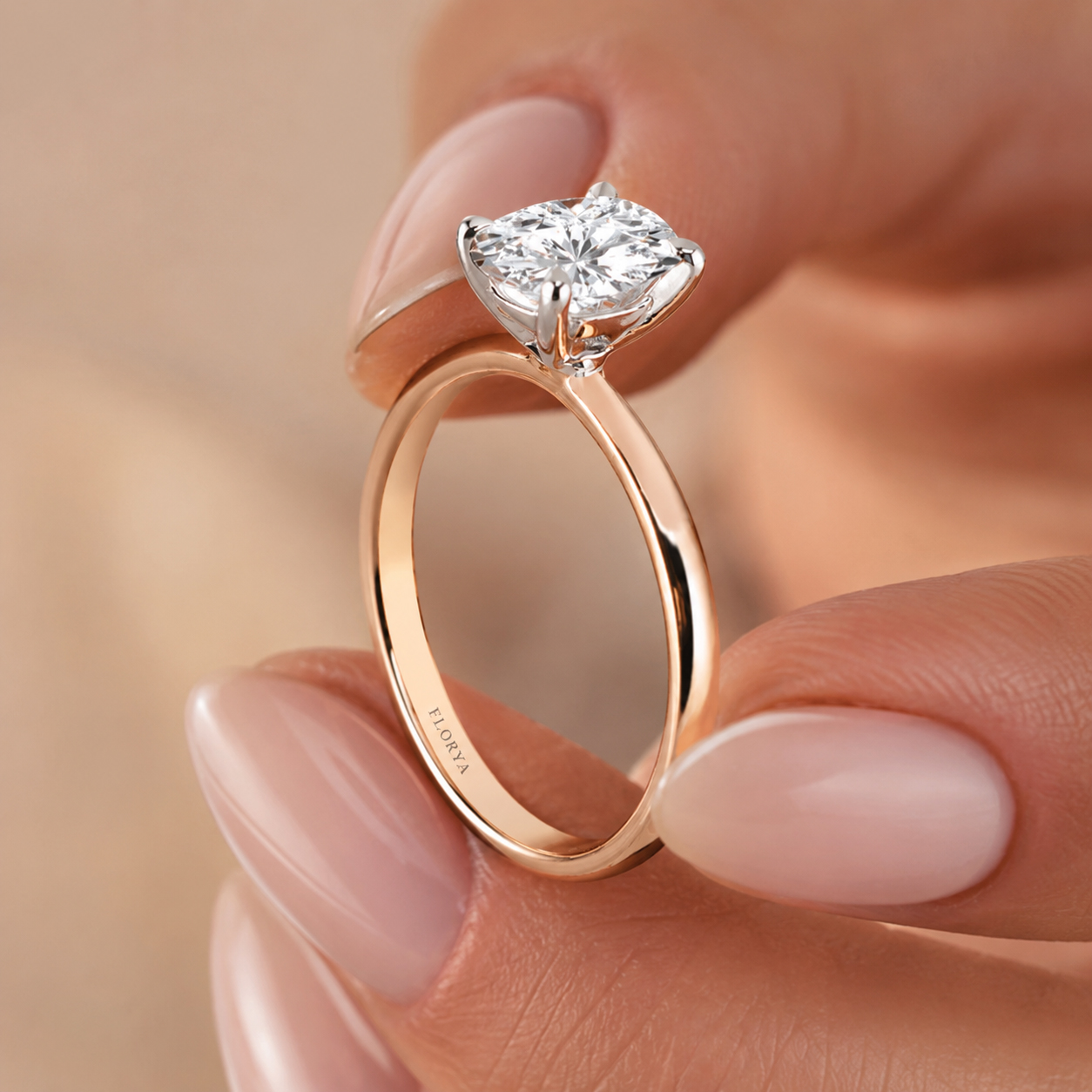 1,00 Karat IGI Sertifikalı Laboratuvar Pırlanta Oval Kesim Rose Gold Tektaş Yüzük