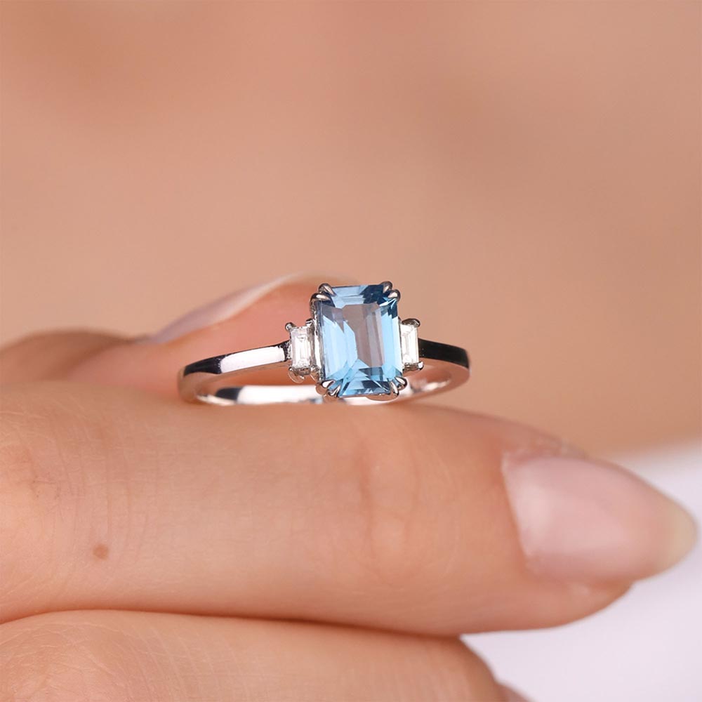 1,32 Karat Laboratuvar Pırlanta Bluetopaz Yüzük